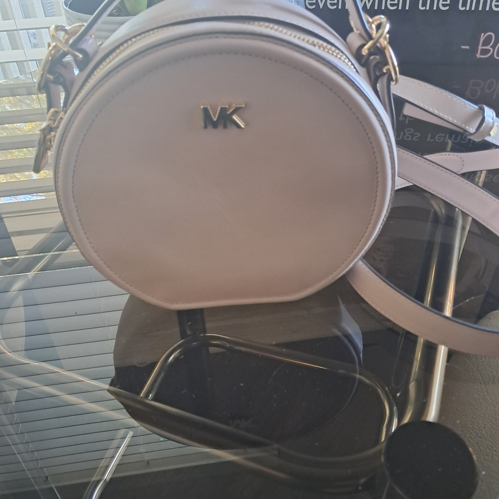 Michael Kors Light Pink Round Crossbody Bag